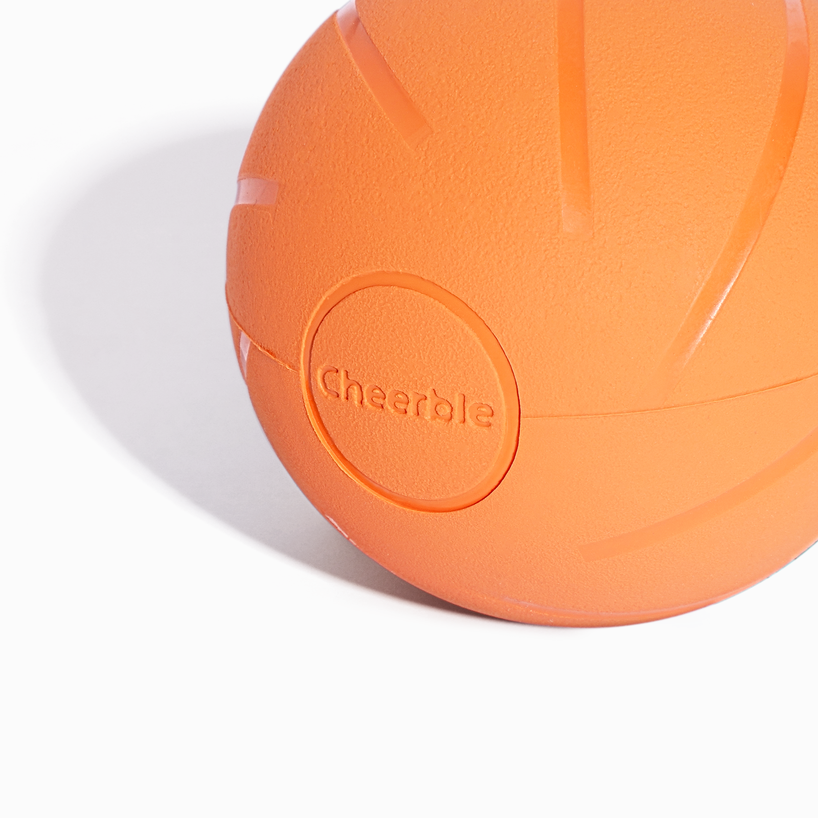 Cheerble Wicked Ball SE, close-up orange detail